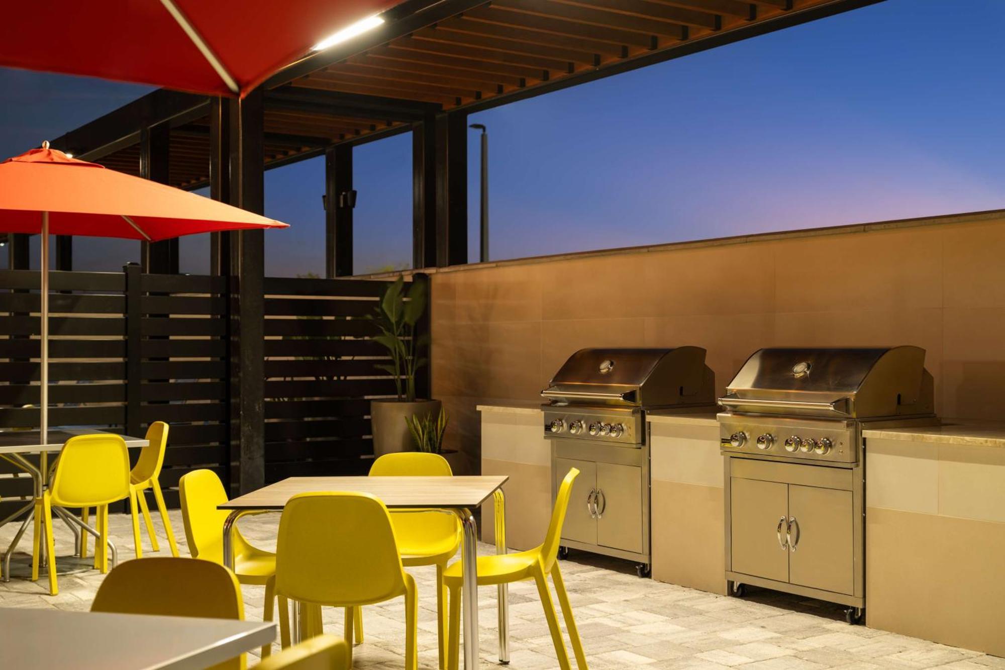 Home2 Suites By Hilton Winter Haven Esterno foto